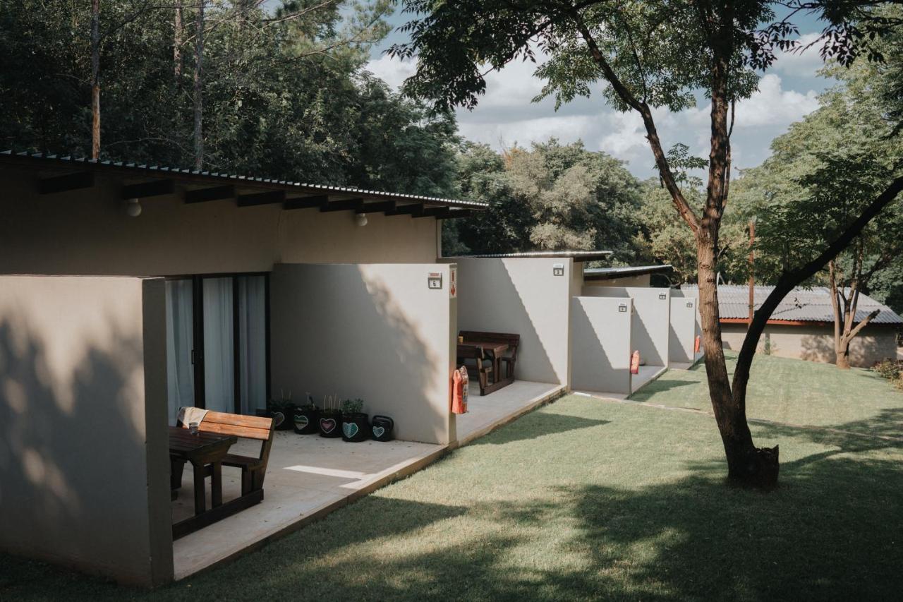 Pretorius Park Hotell Hartbeespoort Eksteriør bilde